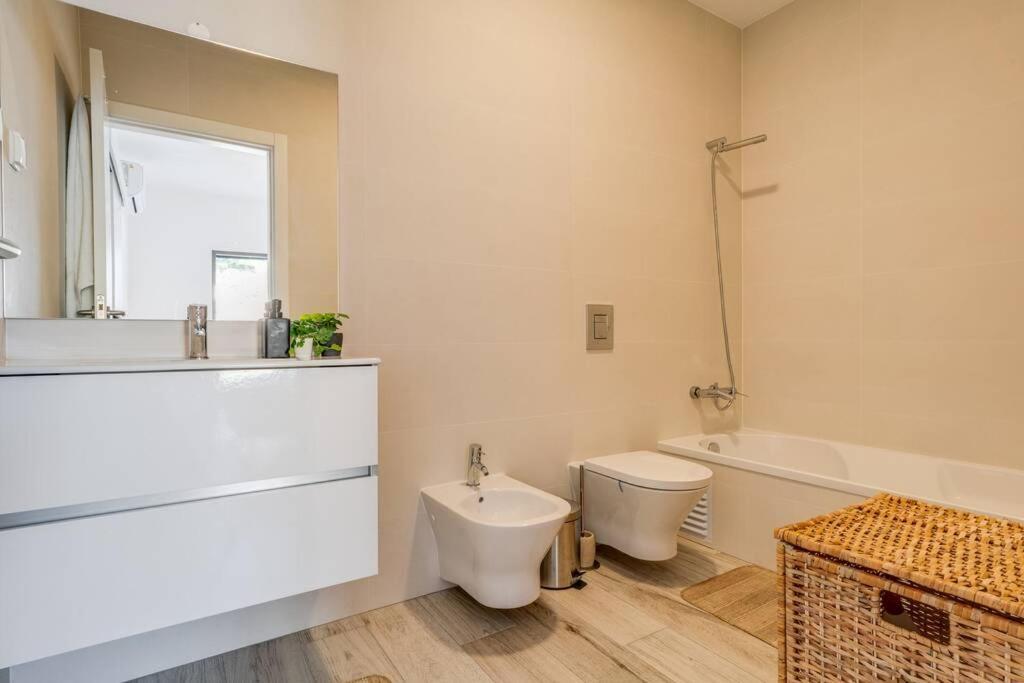 Apartamento Happiness - Brand New 2 bed Apt. Aljezur Exterior foto