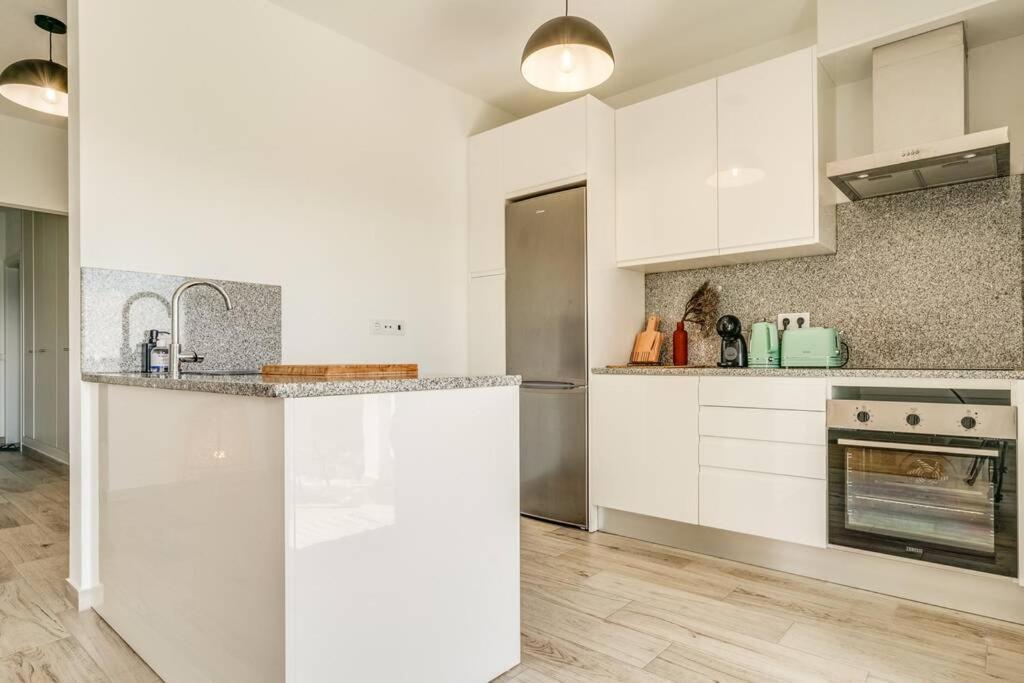 Apartamento Happiness - Brand New 2 bed Apt. Aljezur Exterior foto