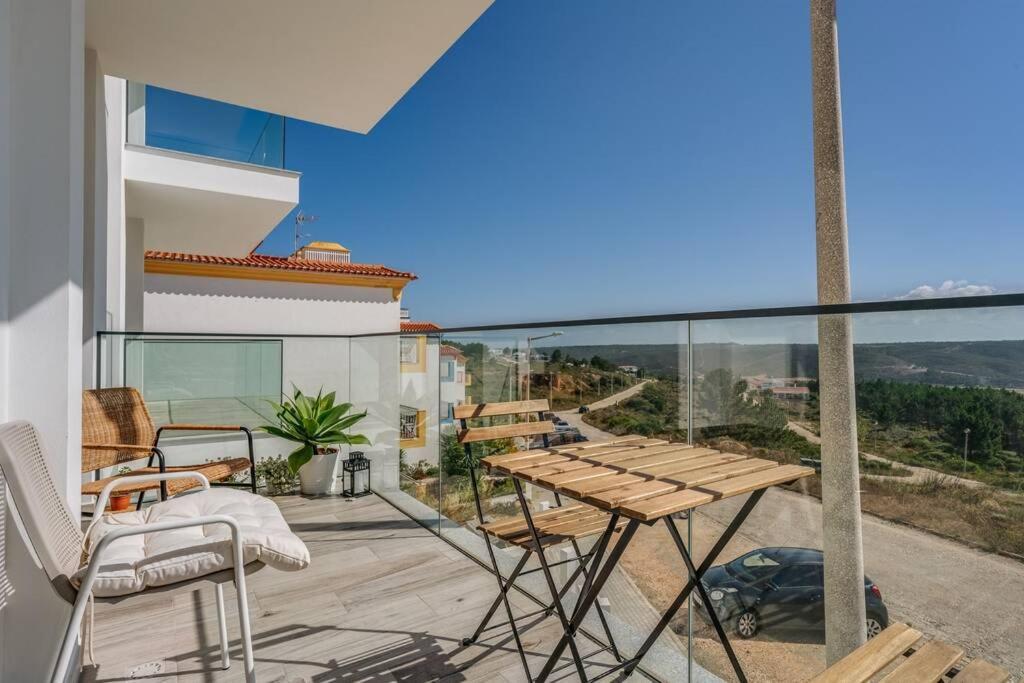 Apartamento Happiness - Brand New 2 bed Apt. Aljezur Exterior foto